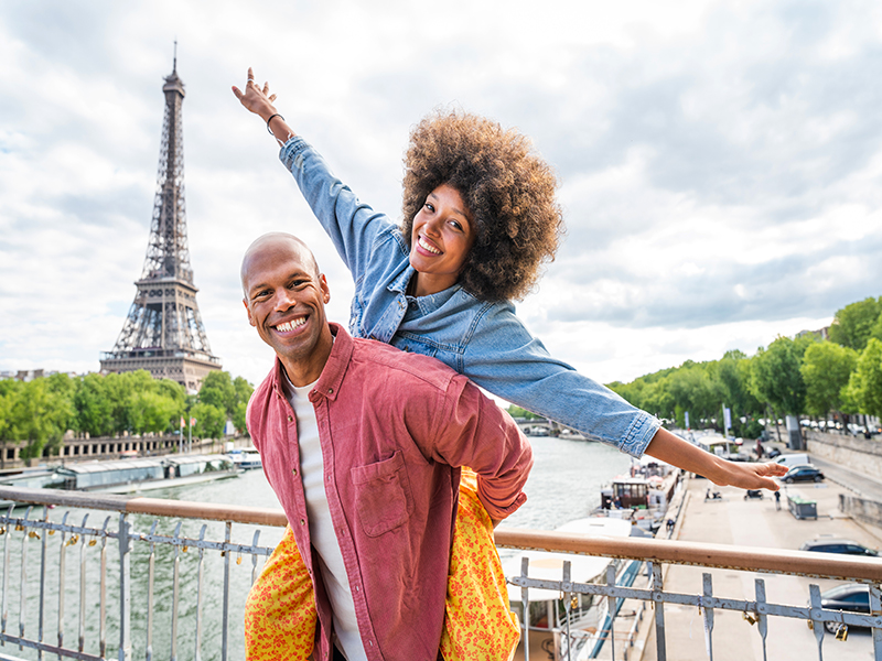 Viva la France: Free Condoms For All!